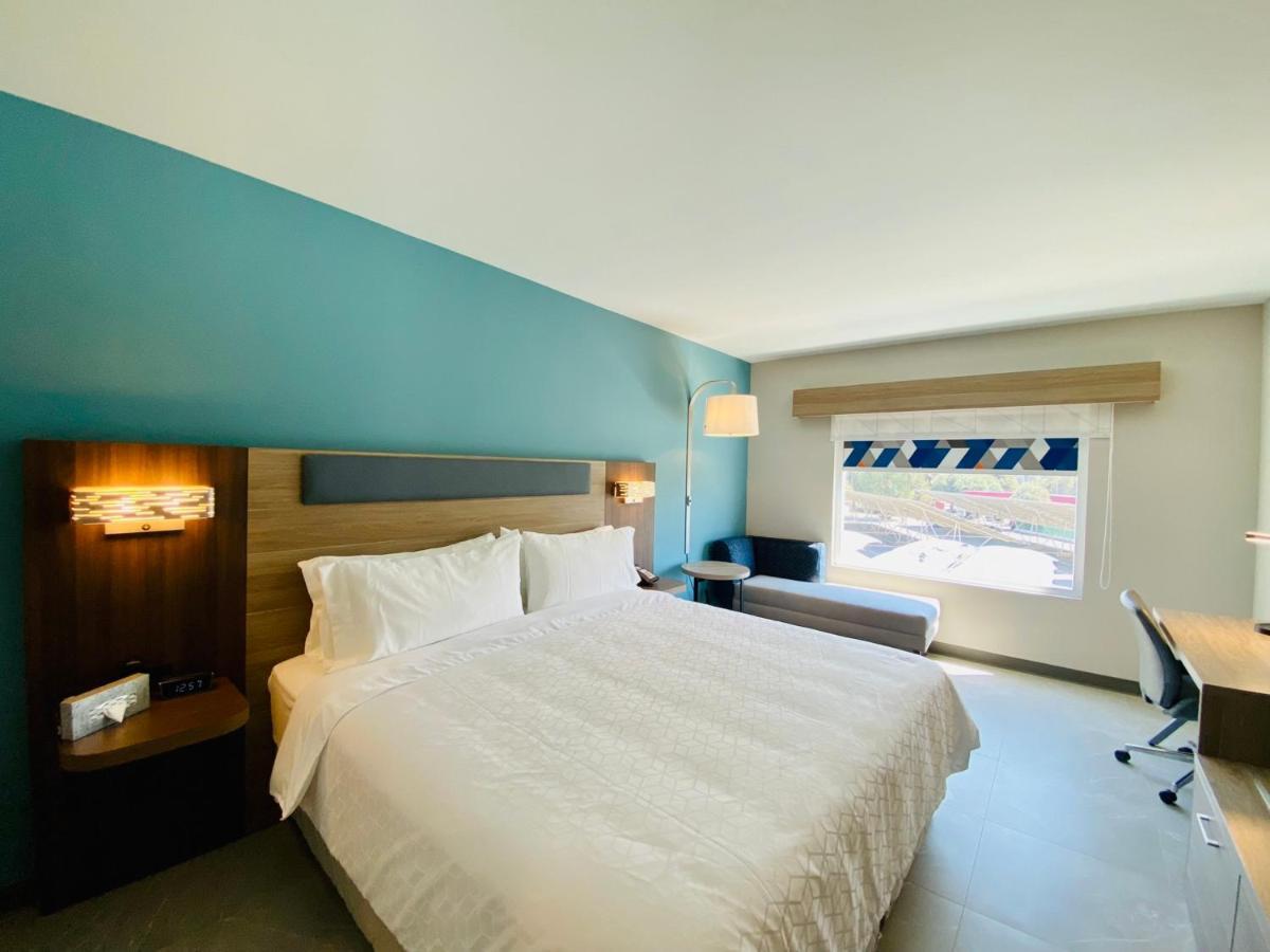 Holiday Inn Express - Guadalajara Vallarta Poniente By Ihg Сапопан Экстерьер фото